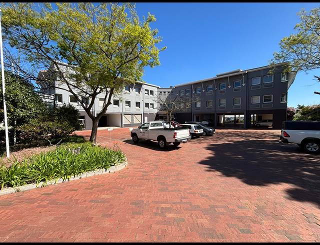 254M² OFFICE TO LET IN TYGER VALLEY